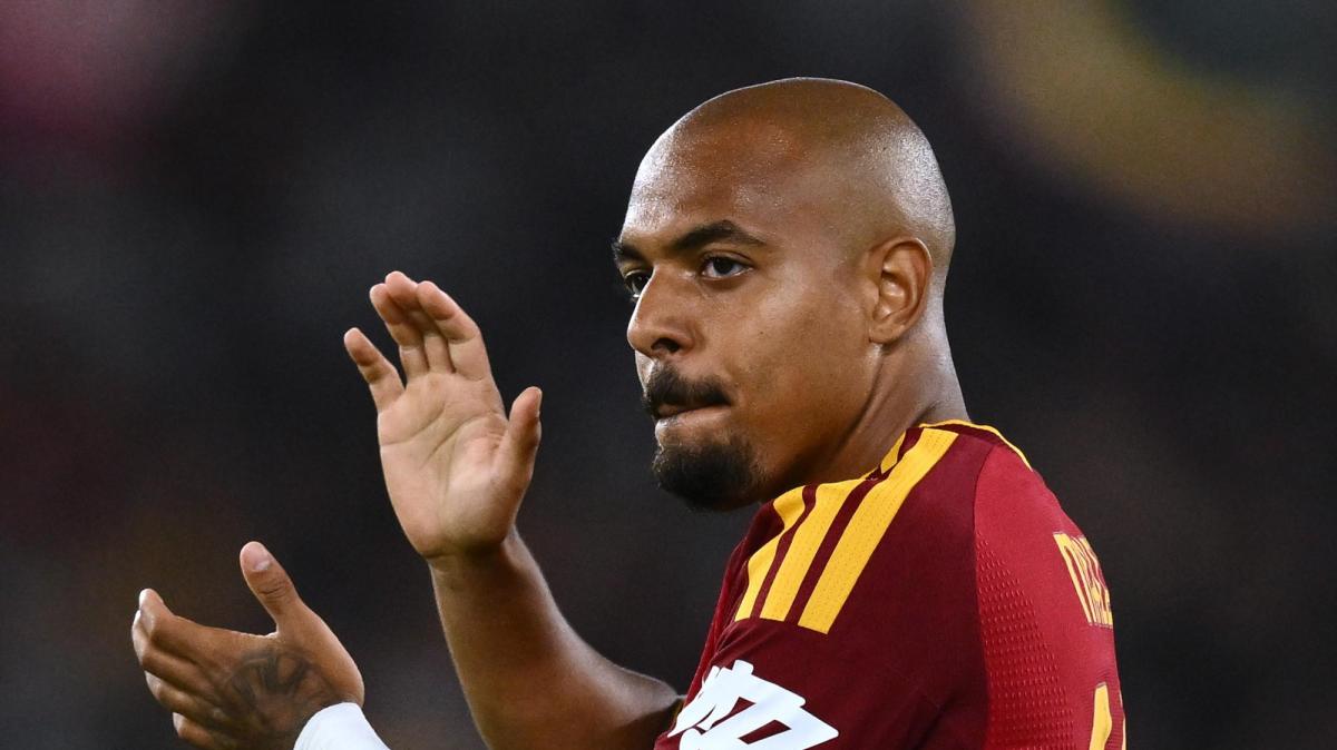 Che gol di Malen! Roma avanti sulla Fiorentina al 27' con una grande giocata dell'olandese