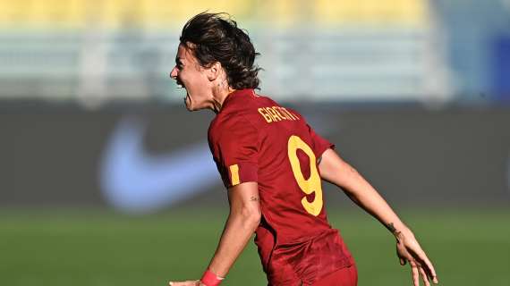 Serie A femminile, i risultati: la capolista Roma travolge il Sassuolo, il Parma batte il Como