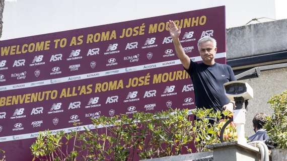 Roma, Mourinho: "Terribile la perdita di Spinazzola. Emerson Palmieri? Un buon giocatore"