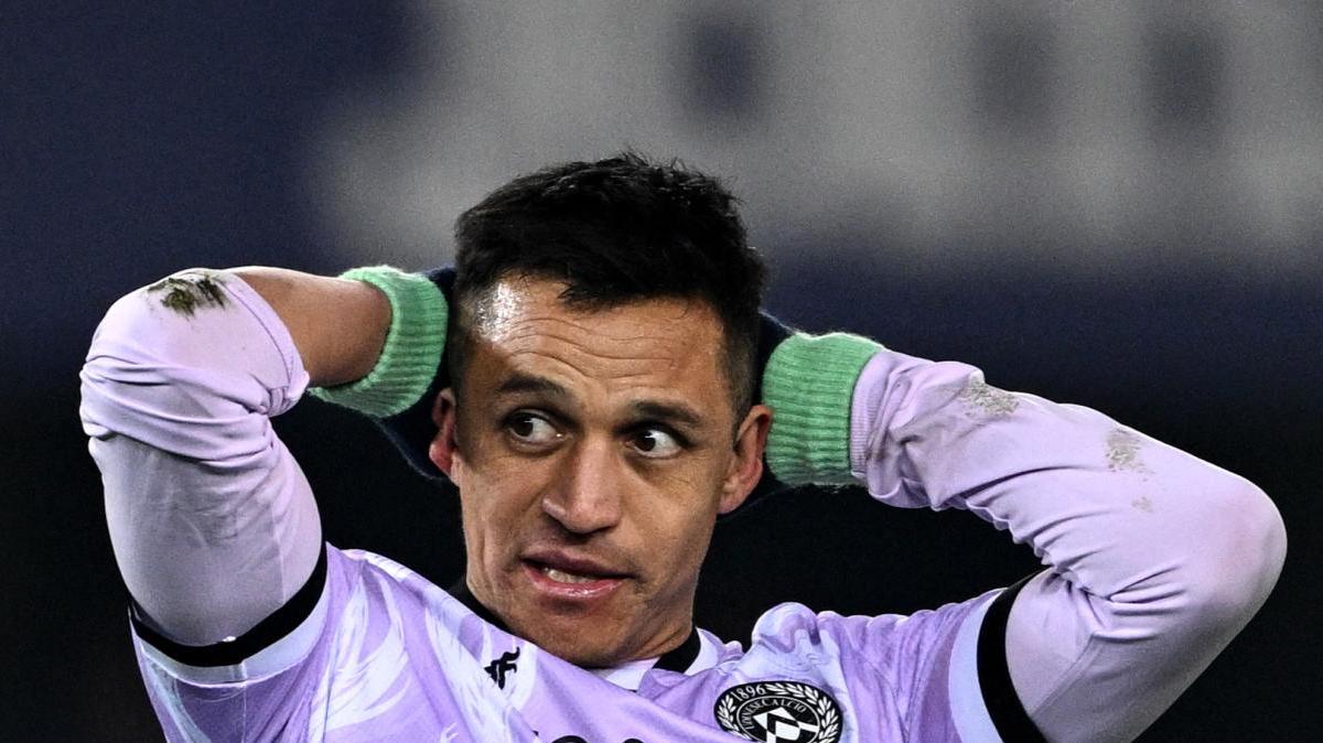 LaLiga, Alexis Sanchez stecca: 2-0 dal Valencia, zona retrocessione in vista per il Siviglia