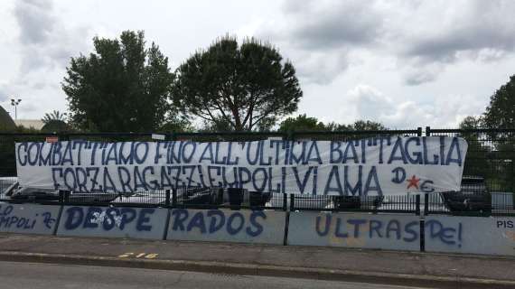 Empoli a caccia della Serie A, lo striscione dei tifosi: "Combattiamo fino all’ultima battaglia"