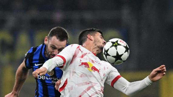 Inter meritatamente avanti col Lipsia. Ma al 27esimo sblocca il match un autogol