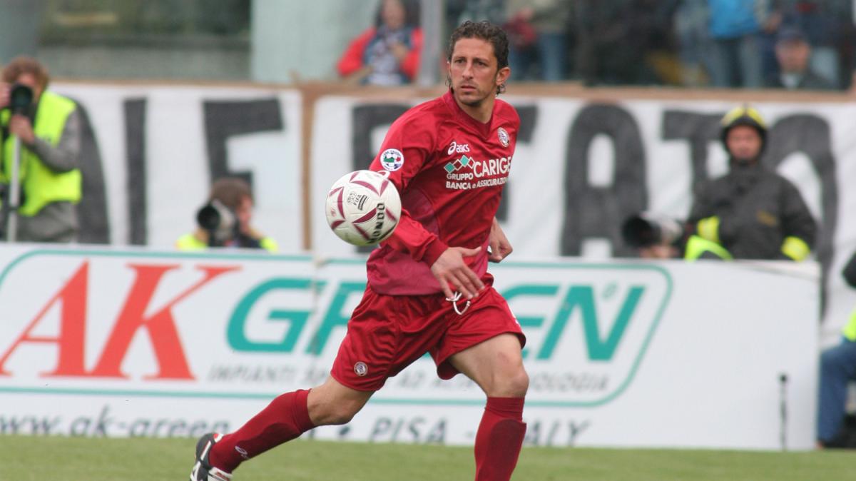 Livorno, Rimini e Bari: il giro d'Italia voluto da Igor Protti. Venerdì prossimo le ceneri al San Nicola