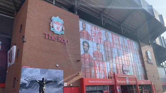 Primo contratto da professionista con il Liverpool per il talentino della difesa Airoboma