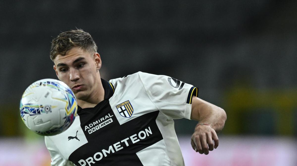 Immagine news primo piano TUTTO mercato WEB: notizie di calcio e calciomercato