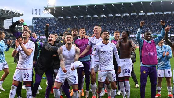Fiorentina in finale di Conference League, la festa dei viola al triplice fischio