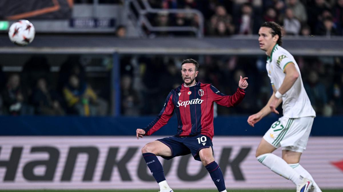 Europa League, un altro derby. Il Corriere dello Sport apre su Roma-Bologna: "In & Out"