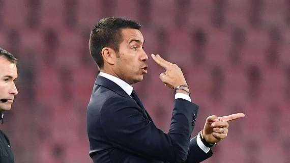 Ecco la risposta del Besiktas a Mourinho, panchina affidata a Van Bronckhorst