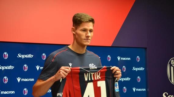 Beukema al Napoli, Vitik pronto a sostituirlo al Bologna: "Mi interessa allenarmi bene"