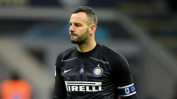 Inter, pronto il rinnovo di Handanovic: lo sloveno prolungherà fino 2022