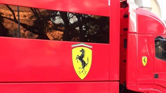 Emergenza Coronavirus, Ferrari dona un'ambulanza con biocontenimento al 118 di Modena
