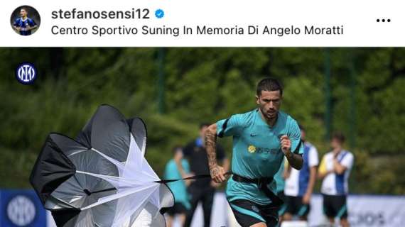 Inter, Sensi si allena con il paracadute e scatena l’ironia di Nainggolan: "Quasi voli via"