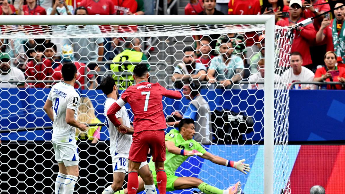 Ronaldo show, Portogallo dominante: l'Uzbekistan di Cannavaro è sotto 3-0 all'intervallo