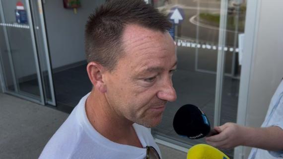 Modric in arrivo, a Malpensa c'è anche John Terry: "È ciò che serve al Milan"