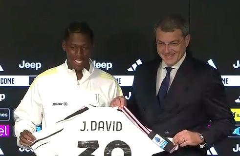Jonathan David ha scelto la numero 30 della Juventus. E ha spiegato il soprannome Ice Man