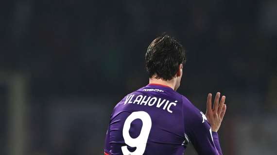 Vlahovic e una doppietta che non cambia i suoi piani. Ma la Fiorentina cosa farà a gennaio?