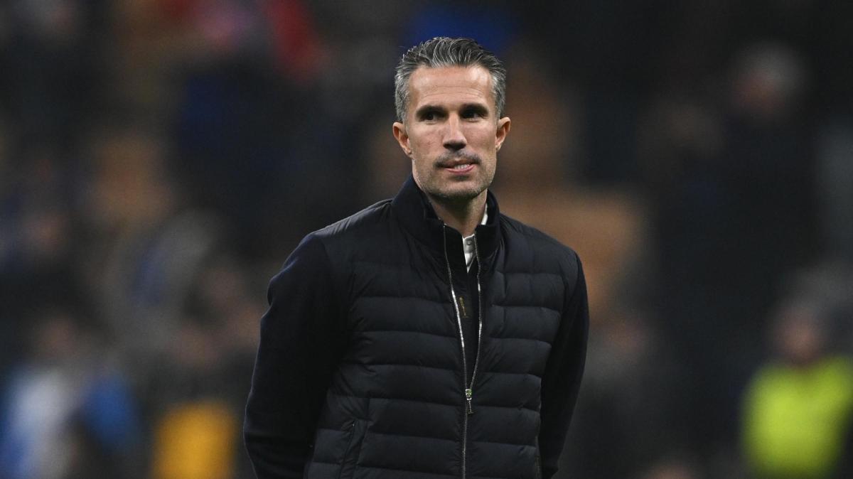 Grave infortunio per Van Persie jr., papà Robin: "Inevitabile preoccuparsi, mi dispiace"