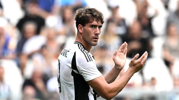 Locatelli recupera, Yildiz rifinisce, Vlahovic segna: Juventus in vantaggio a Verona