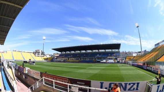 Parma, contro il Cagliari si va verso il sold out: pochi posti in Tribuna Centrale e Curva Locali