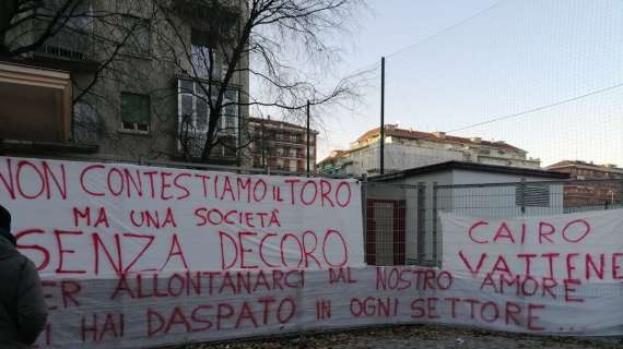TMW - Torino, protesta contro Cairo: "Non contestiamo il Toro ma una società senza decoro"