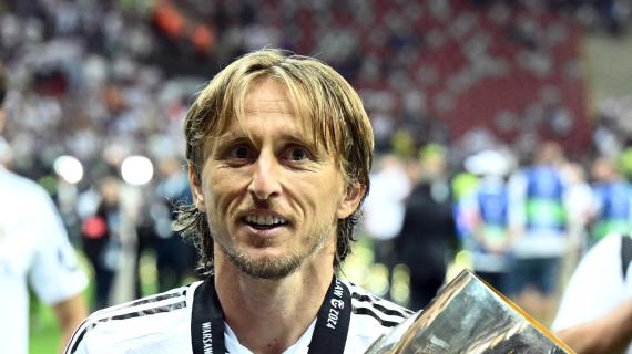 Luka Modric, il primo a spezzare l'egemonia del Pallone d'Oro. Il 14 per Cruijff