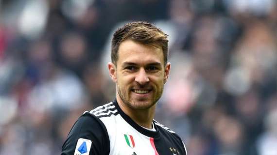 Juventus, Ramsey non vuole fare il trequartista: Sarri lo accontenta ma senza fortuna