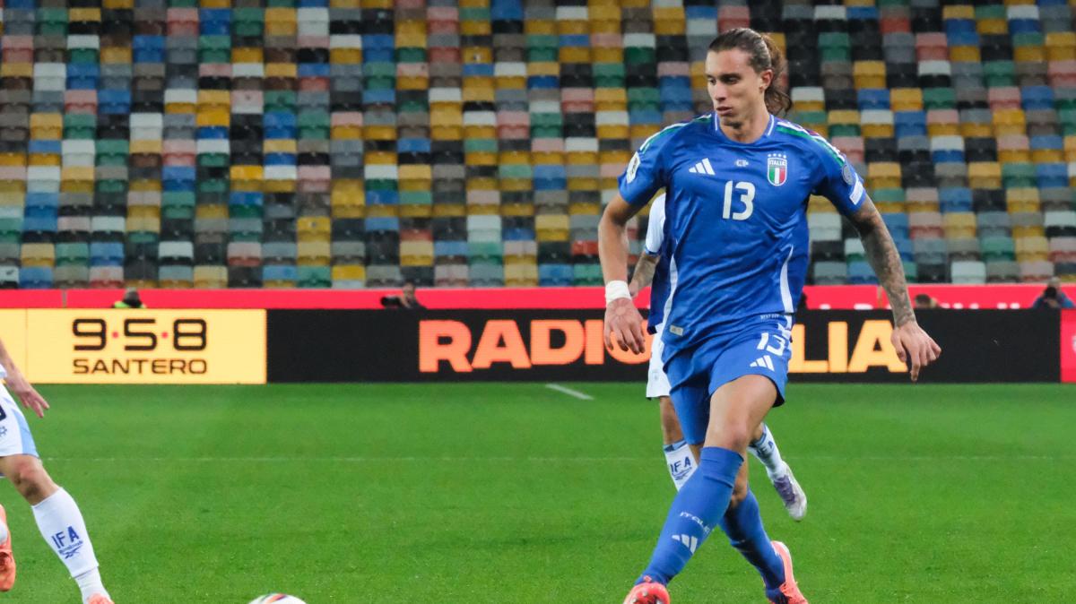 Calafiori punta il Mondiale con l'Italia. Leggo in apertura: "L'ho sognato, siamo pronti"