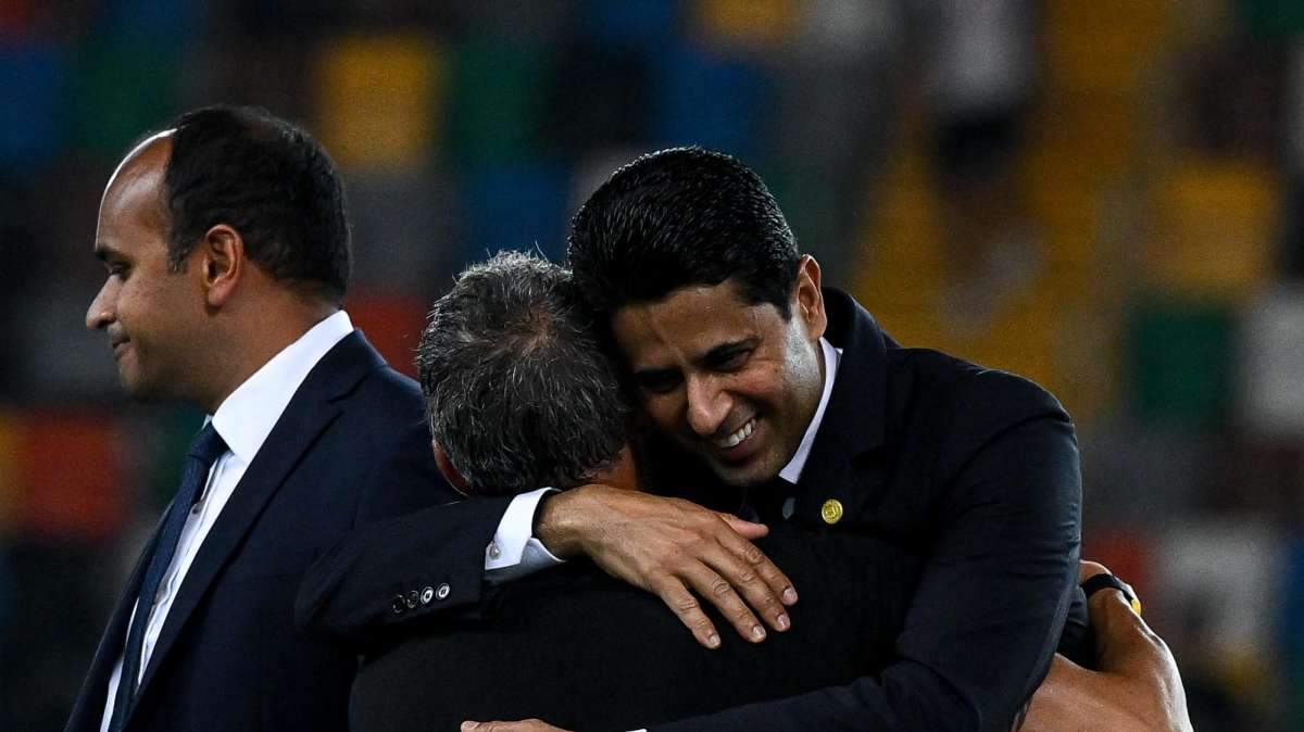 Cori offensivi dei tifosi del PSG, L. Enrique sbotta: "Ci insultano ovunque e non succede nulla"