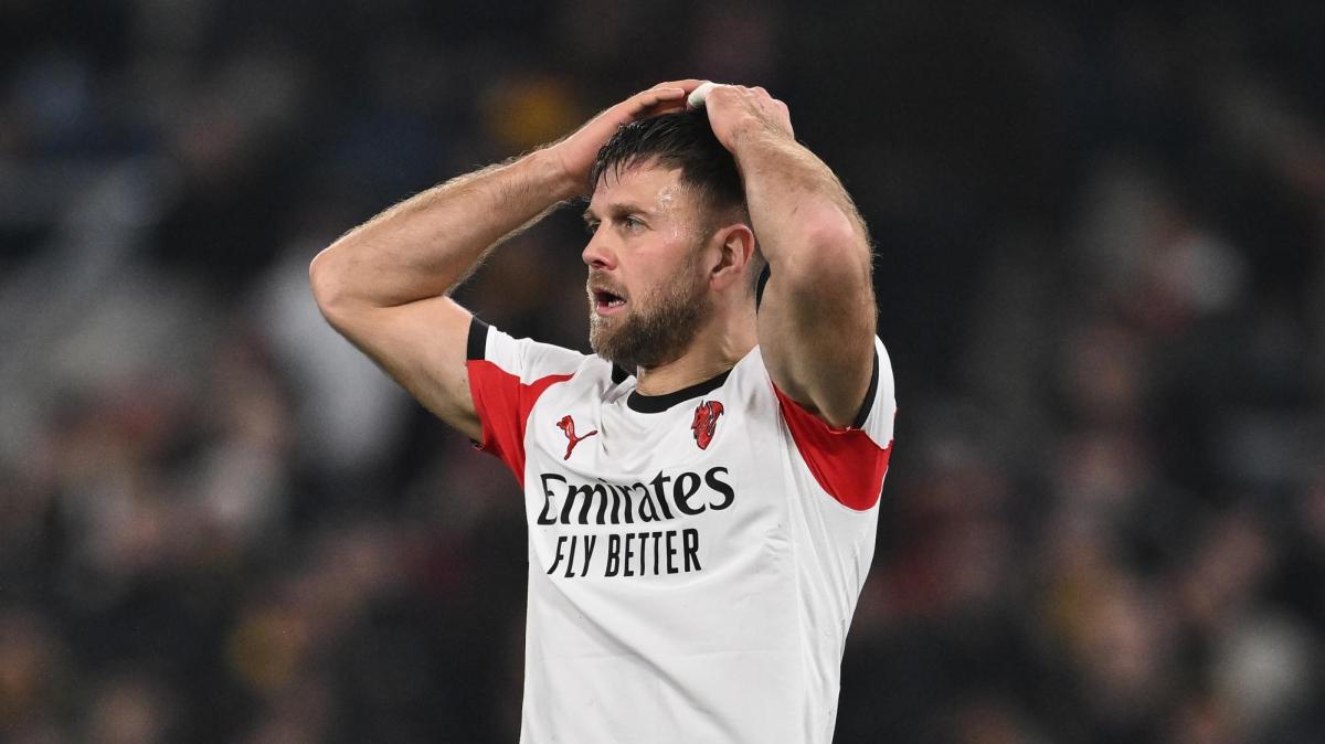 Serie A show, Corriere della Sera: "Pari Roma, il Milan rallenta. Festa Juve, Napoli a -9 dall'Inter"