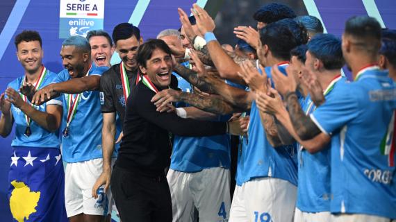 Napoli campione d'Italia, La Repubblica (ed. Napoli): "E in città sembra Capodanno"