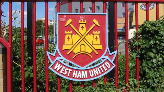 UFFICIALE: West Ham, primo contratto da professionista per il 2005 Scarles