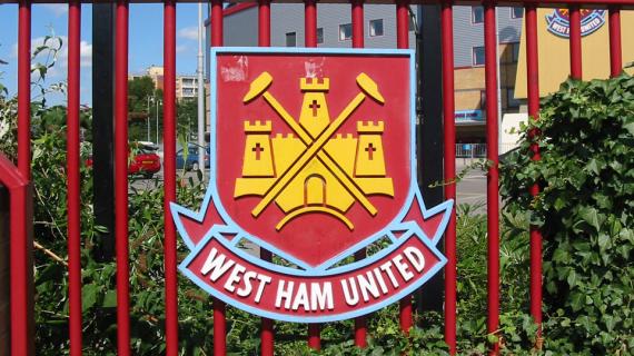 Il Paris FC perde uno dei suoi talenti: Dimitri Colau a un passo dal West Ham