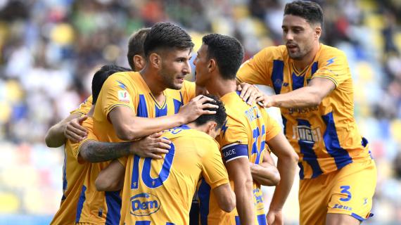 VIDEO - Soulé e Monterisi lanciano il Frosinone, Genoa ko 2-1: gli highlights