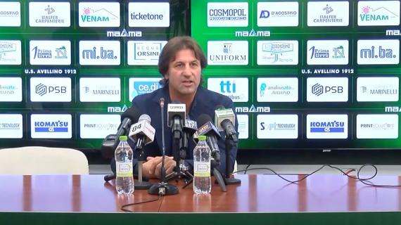 Avellino, Rastelli: "Di mercato parlate con Perinetti. Io non ho fatto nessuna richiesta"