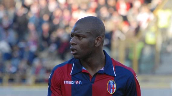 L'ex Bologna Mudingayi: "Italiano allenatore top, la città merita di battere il Milan"