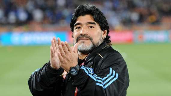Maradona: "Spero che Messi non faccia grandi giocate. Ma per il Napoli sarà durissima"