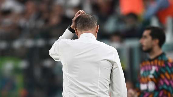 Blackout Juventus: in tre minuti sprofonda col Genoa. Dybala, un gol nel deserto