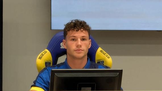 Frosinone, Begic si presenta: "Mi sento a casa, tornerò presto al 100%"