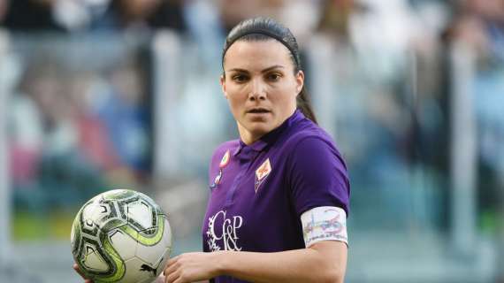 Fiorentina Women's, che forza la Guagni: risponde a CR7 con 87 addominali in 45 secondi