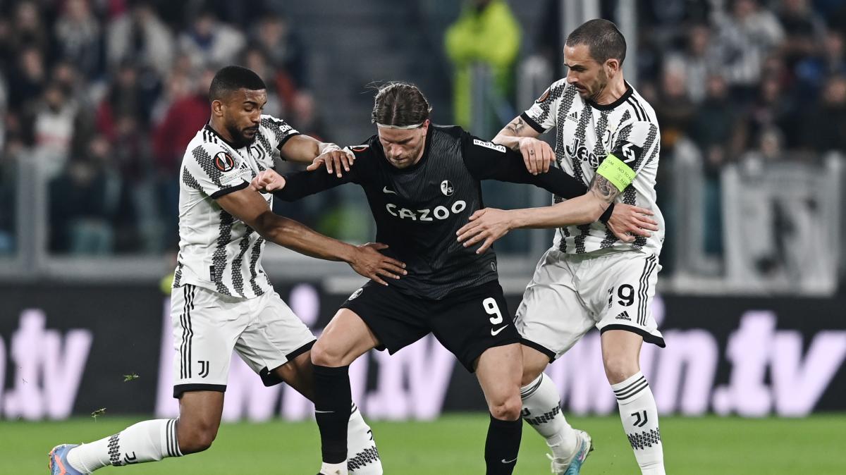 Il Friburgo sulle ali dell'entusiasmo: espugnata Magonza, decide Holer a inizio ripresa