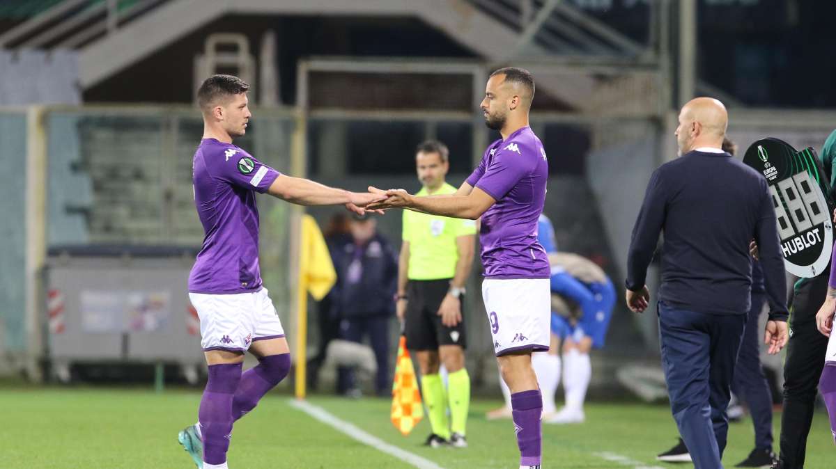 Fiorentina, i dubbi di Italiano passano dalla scelta della punta: Cabral-Jovic, nemici amici