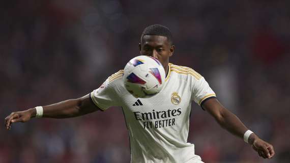 Real Madrid, Alaba in dubbio per il Napoli. Ma Ancelotti è ottimista: "Nulla di serio"