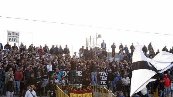 Savoia, torna l'ex Napoli Borrelli. Ha esordito fra i pro