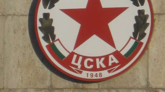 CSKA Sofia, gli ultras in giro per il centro di Roma con svastiche e bandiere delle SS