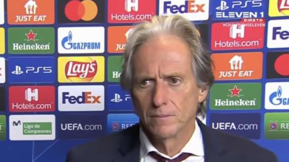 Fenerbahce, il difensore può arrivare dall'Arsenal: trattativa per Rob Holding