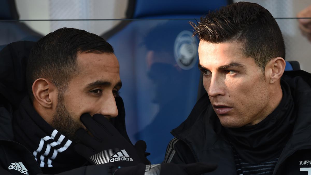 Marsiglia, incontro dei tifosi con il ds Benatia e l'allenatore Beye: l'ex Juve dirà addio?