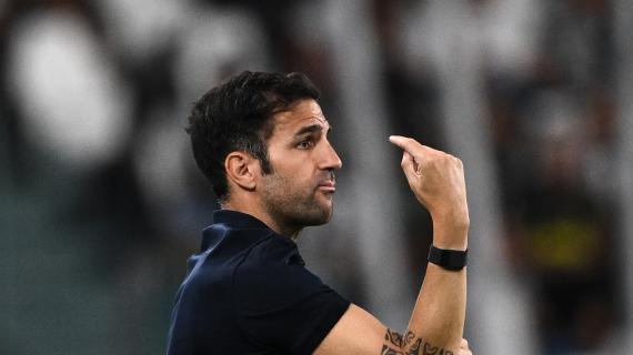 Fabregas su Varane: "Dobbiamo capire come sta e si sente. Risoluzione? Non decido io"