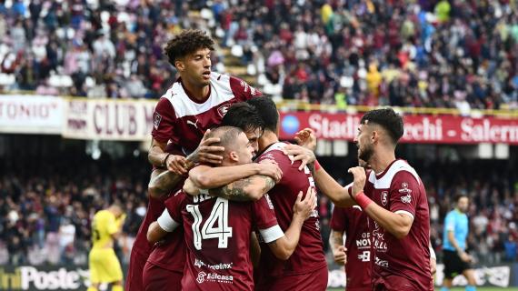 Salernitana, attacco boom e difesa horror. Squadra stregata dal pubblico: "Siete decisivi"