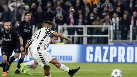 L'ultima volta allo Stadium contro il Porto: la Juve posta il rigore di Dybala