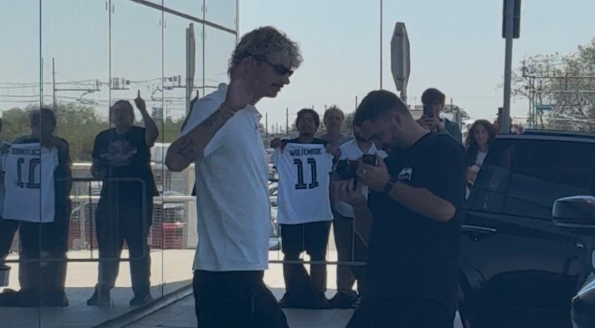 Juventus, ecco il nuovo attaccante per Spalletti: Woltemade è atterrato a Caselle